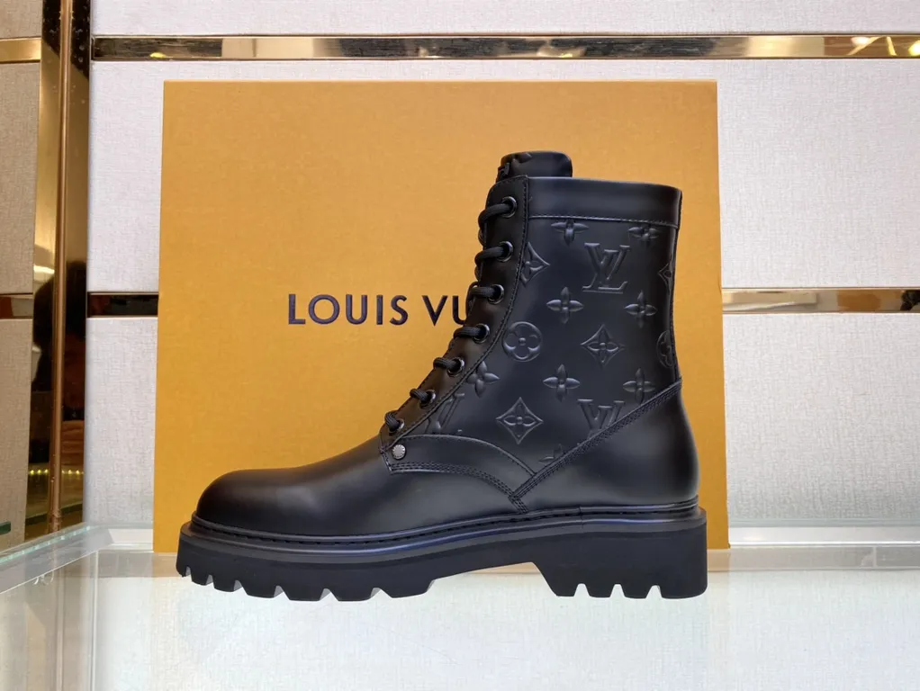 Louis Vuitton Shoe 